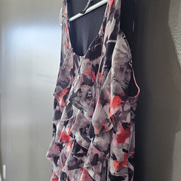 Relativity Multi Color Ruffle Sleeveless Top Size Small - Picture 9 of 15